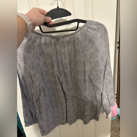 Blouse - Picture 2 of 2